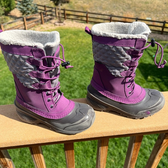 Girls North Face boots size 1 - Picture 6 of 10